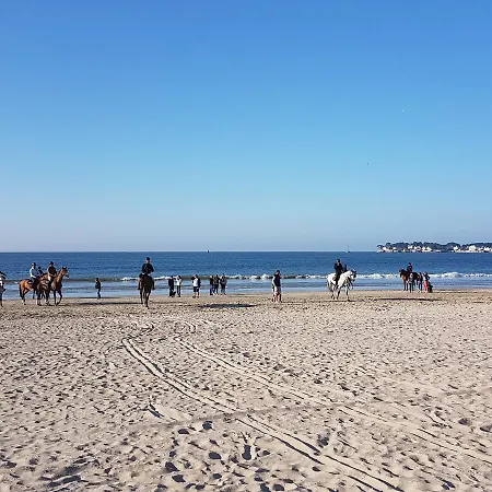 Bettina Hotell La Baule-Escoublac