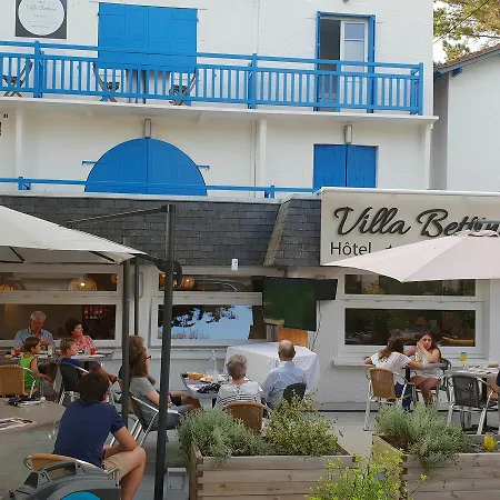 Bettina Hotel